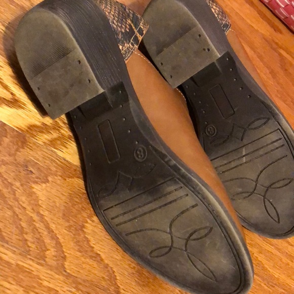 BC bootie in brown and snake look material sz 8 - Picture 5 of 5